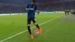 El lujo de Alex Telles para levantar la pelota durante Inter Milan-AC Milan