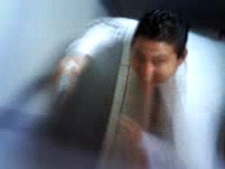 cagones baños omar y gustavo