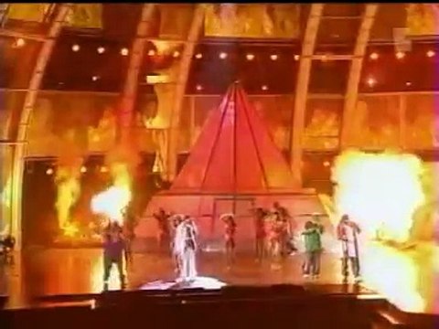 Nelly - Hot in here/Dilemma (Feat. Kelly Rowland)