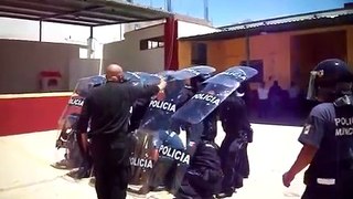 Entrenamiento a la policía municipal de Acatlán de Osorio, Puebla