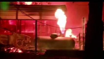 Californie: des milliers de personnes fuient les incendies