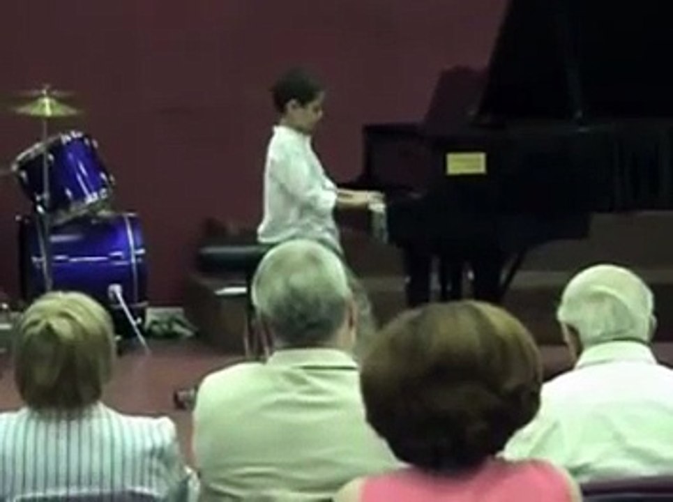 Ariel - at 8 - Plays Copland Cat & Mouse (From the Archives ...)