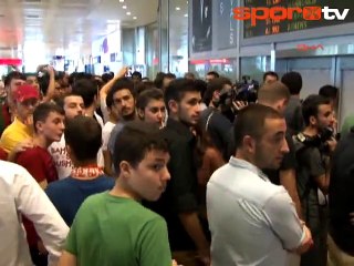 Felipe Melo İstanbul'da! | Taraftarlar akın etti, coşkulu karşılama