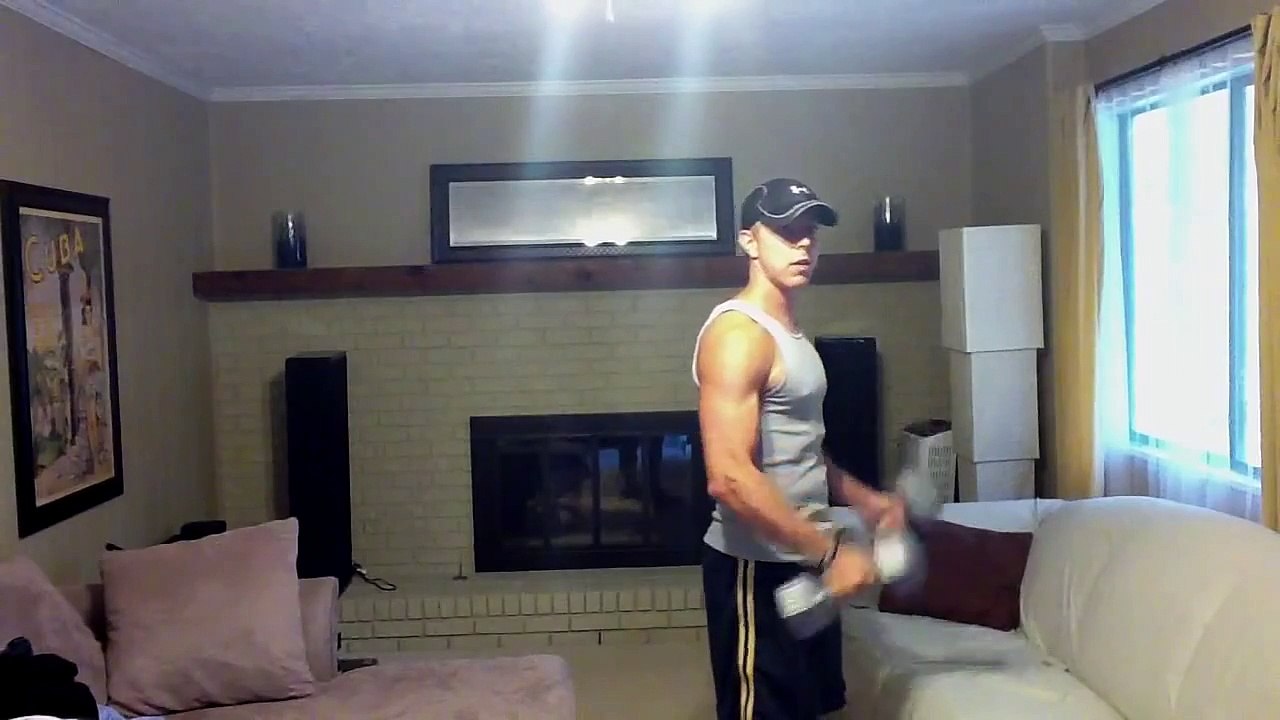 Bicep Workout, The Wrong Way & The Right Way