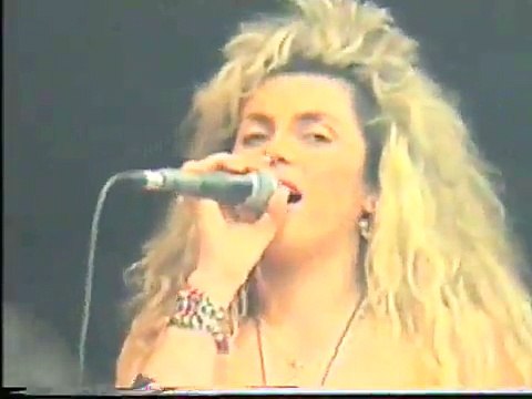 Indira Radic 1995 - Karta tuge (POCETAK KARIJERE)