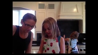 The Family Cook Show with Maddie and Jemma