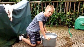 Boy puts his head in ice cold water for 5sec