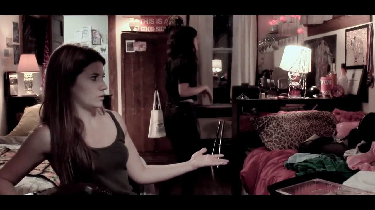 carmilla & laura | shouldn't be a good in goodbye