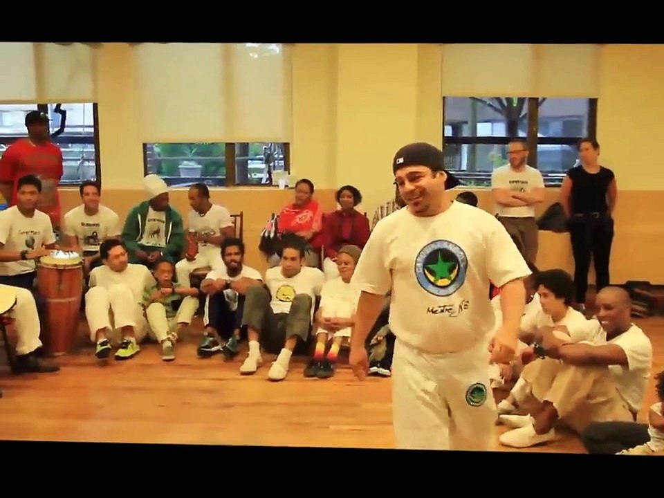 Mestre Gulliver (Capoeira Angola Palmares) e Sabina