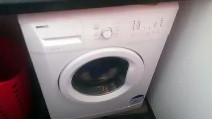 Spin Cycle Bedding Towels Beko WM7110W Part 1/1