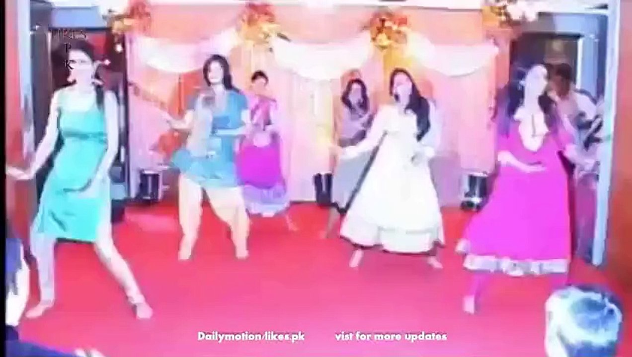 Beautiful pakistani wedding dance with Dj Lights And Smoke Machine lights Efffects