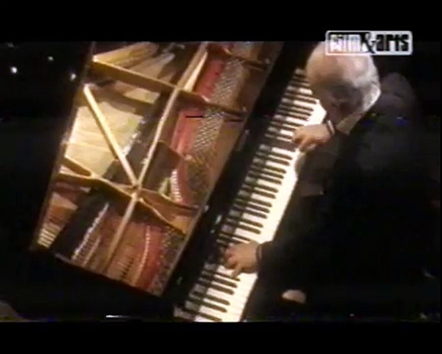 Daniel Barenboim - Pathétique - 1º movement