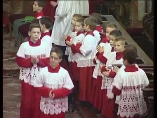 Tridentine Mass a Saint - Nicolas du Chardonnet part 1