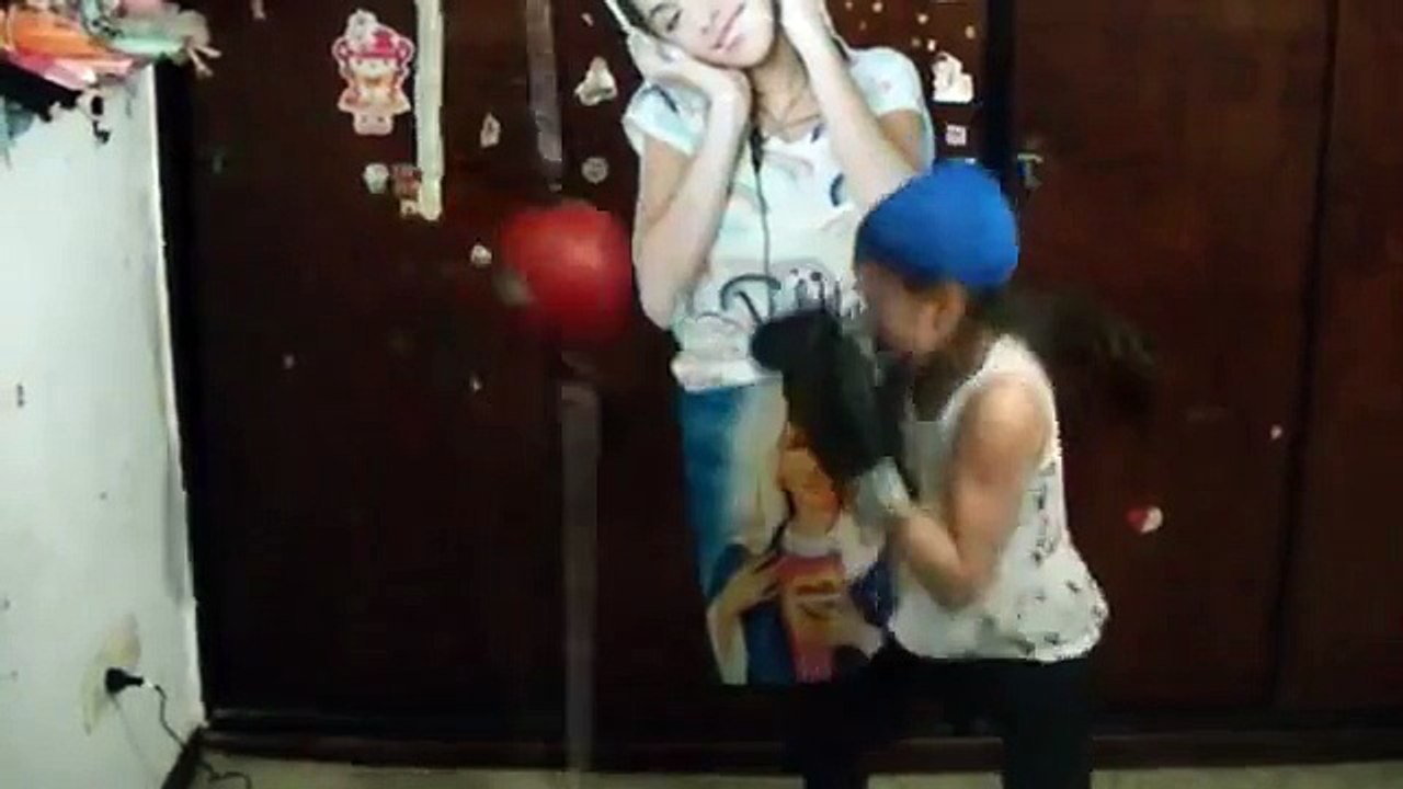 girl boxing, INCREDIBLE niña de boxeo, INCREIBLE,  REP ARGENTINA.