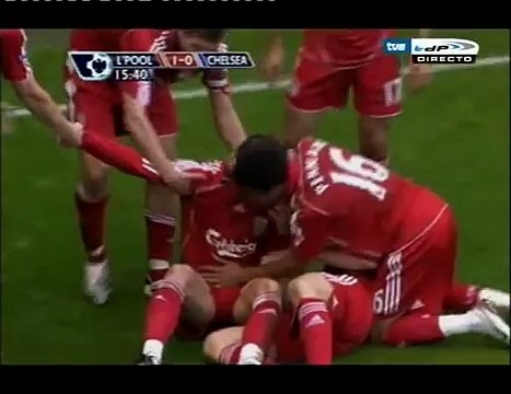 PRIMER GOL FERNANDO TORRES EN ANFIELD