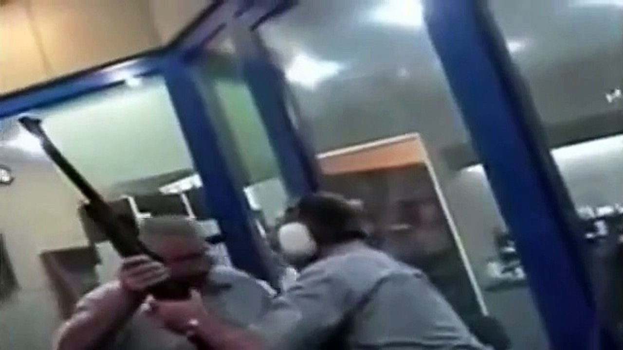 Funny Arab Shooting in Dubai