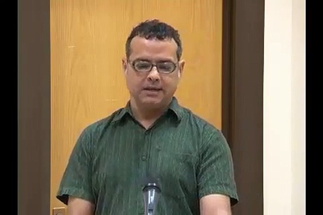 Vijay Prashad: The Present Has Failed: Will the South Open a New Road? (October 2013).