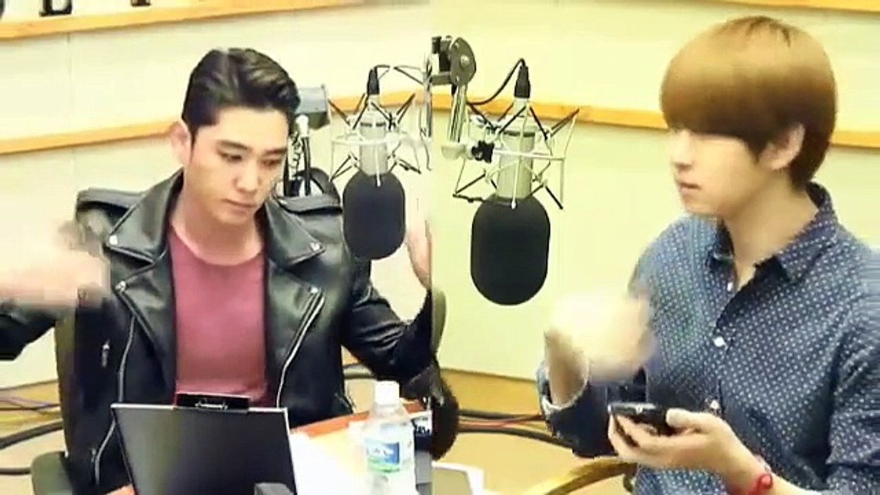 131021 Dance Mr Simple + DJ Photo Heechul Kangin Super Junior KTR