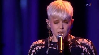 Robyn - Jag Vet En Dejlig Rosa ( Live Nobel Peace Prize Concert 2010 )