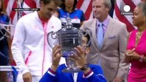 Tennis, Djokovic batte Federer nella finale degli US Open