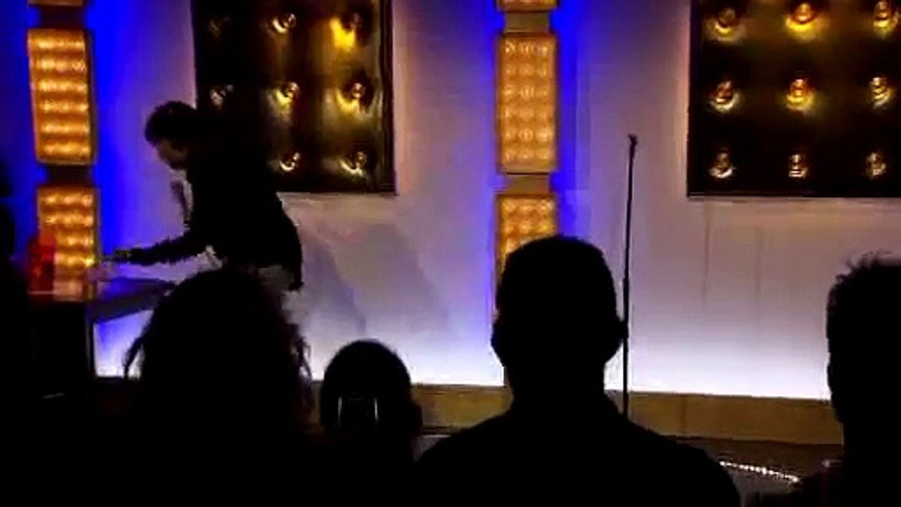 Comedytrain presenteert