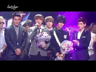 Yesung - Ryeowook (yewook) moment at music bank