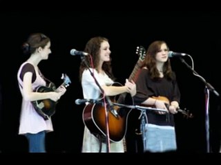 Peasall Sisters "Where no one stands alone" live