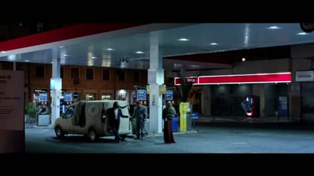 Tutte lo vogliono: Clip 'Sei Deconcentrata'