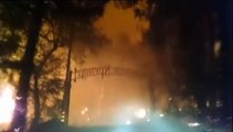 Etats-Unis : un Californien filme sa fuite en voiture au milieu d'une forêt en flammes