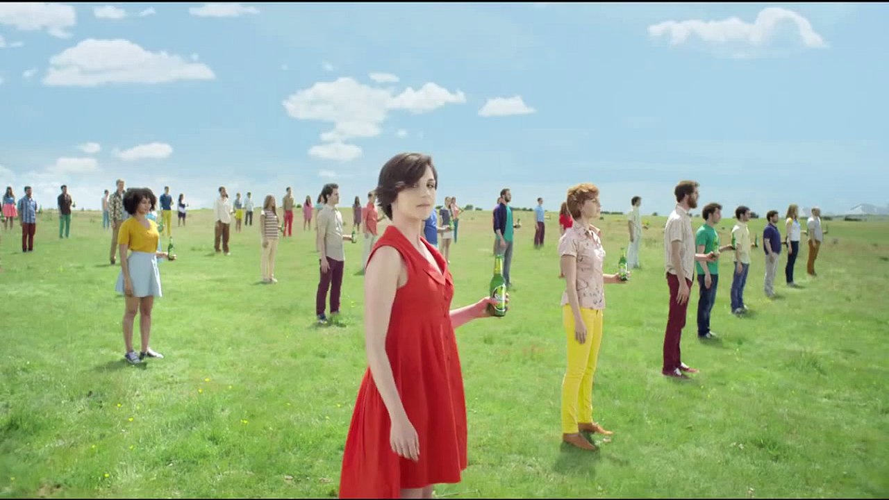 Usa tu mano libre -- Shandy Cruzcampo Spot verano 2013