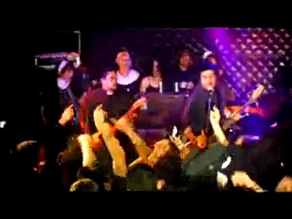 NOFX - Seeing Double At The Triplerock