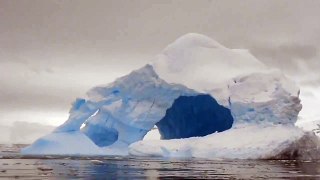 Exploding iceberg in Antarctica!