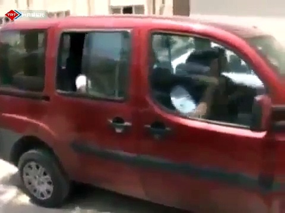 Eylemcilerin AK Parti binasn kundaklama an kameralara yansd