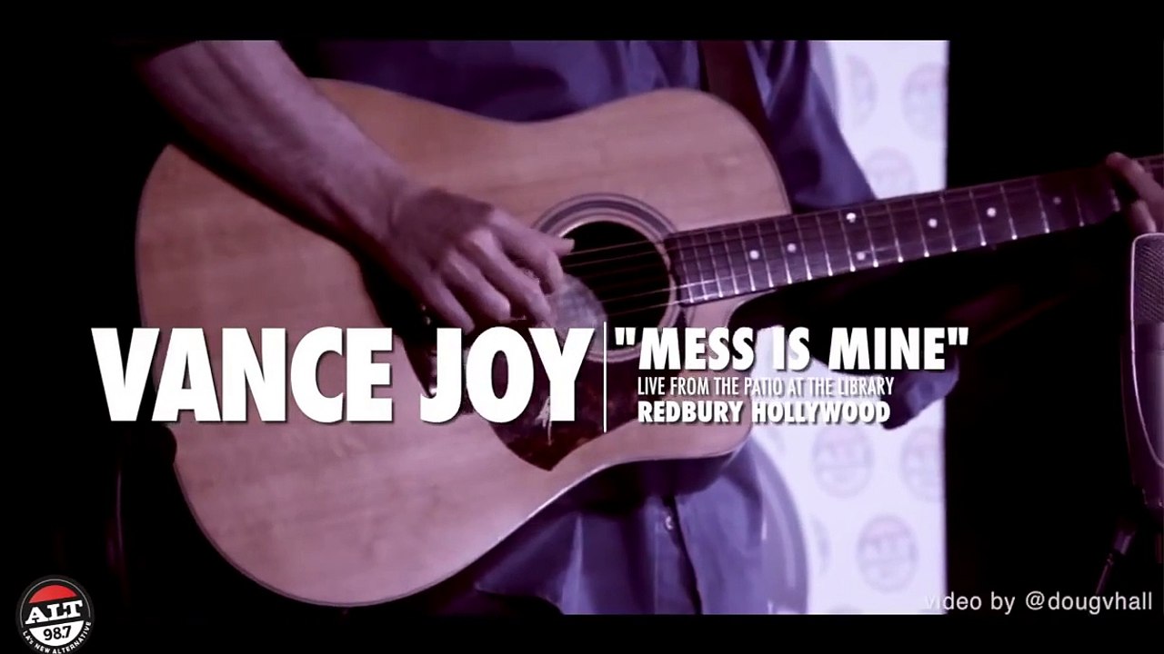 Vance Joy "Mess Is Mine" Live Acoustic
