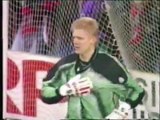 Chiêm ngưỡng những pha cứu thua xuất thần của Peter Schmeichel