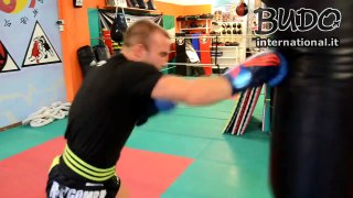 adidas boxe - Alex Avogadro - Allenamento al sacco adidas - Budo International