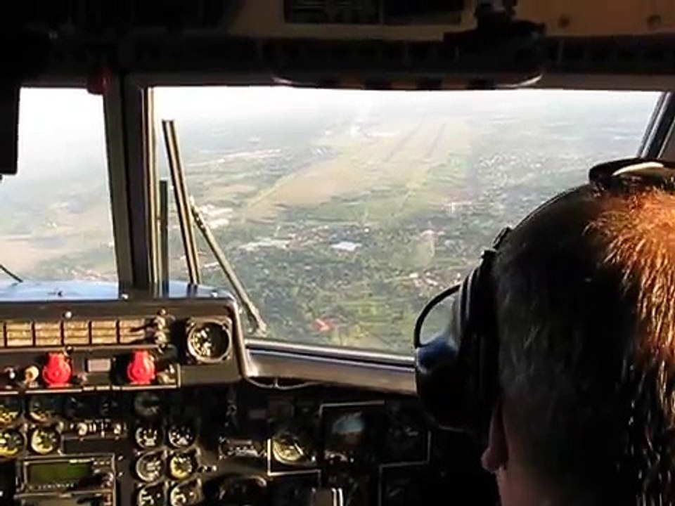 Landing RWY 20 SGAS (Silvio Pettirossi Int.) CASA 212 Fuerza Aérea Paraguaya
