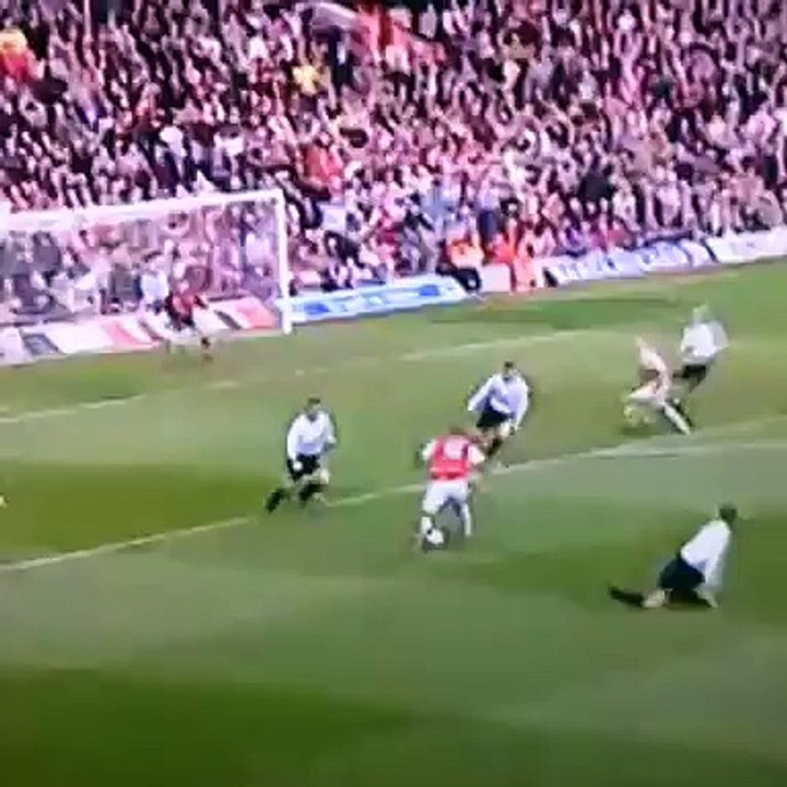 Henry & Martial goal vs Liverpool side by side