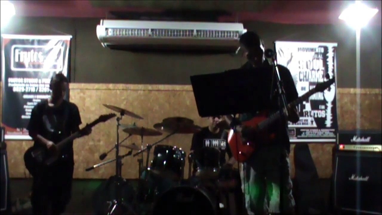 Banda KILLZONE (Sister of Mercy)-Lucrecia My Reflection COVER