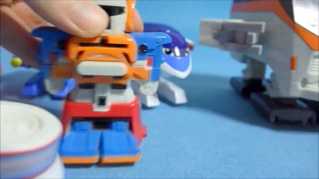 Ou robot train héros pororo ou robot de broches standard de claire, sauterelle Train jouet Héros Tobot Pororo jouets