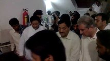 Shah Mehmood Qureshi meeting Multan blast victims at Nishtar Hospital