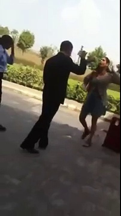 Leaked Video: Former Bigg Boss Contestant Pooja Misrra Slaps And Abuses A Hotel Staff