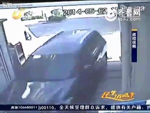 Boy gets run over by car when playing on street
