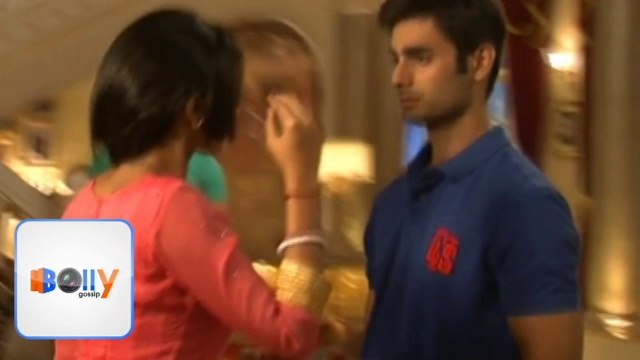 Swaragini Sanskar Ne Chalaya Ragini Pe Chaku 14th September 2015