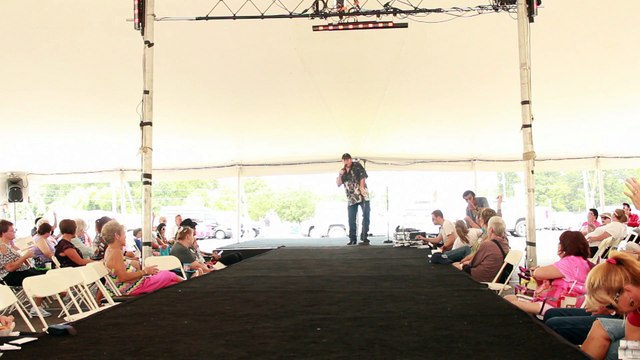 Open Mic performance of 'Peace In The valley' Elvis Week 2015