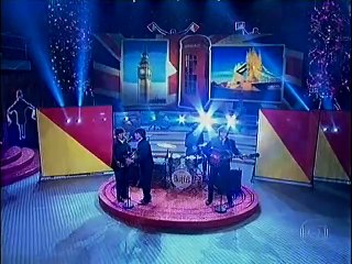The Beatles (Cover) Help- Zoom