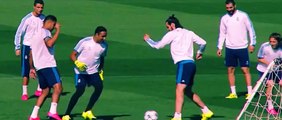 Gareth Bale Amazing drag-pass in Real Madrid Training before UCL 2015