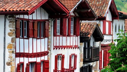 Les plus beaux villages de France Sare