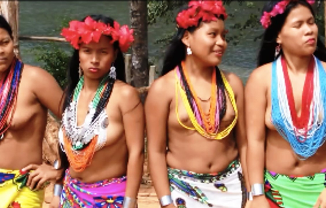 Embera tribe life at amazon Cultura Emberá