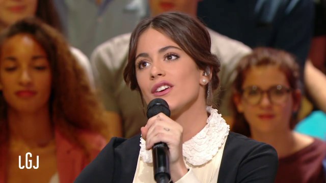 L'interview de Violetta (Martina Stoessel) - Le Grand Journal du 14/09 - CANAL+